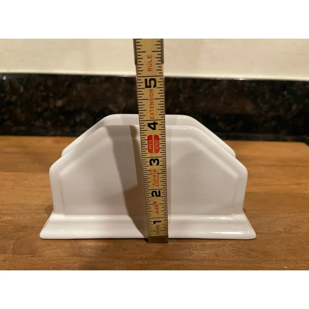 Pfaltzgraff Heritage napkin holder pattern.